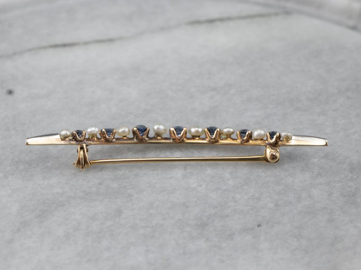 Broche Art Nouveau con luna creciente y perlas de zafiro