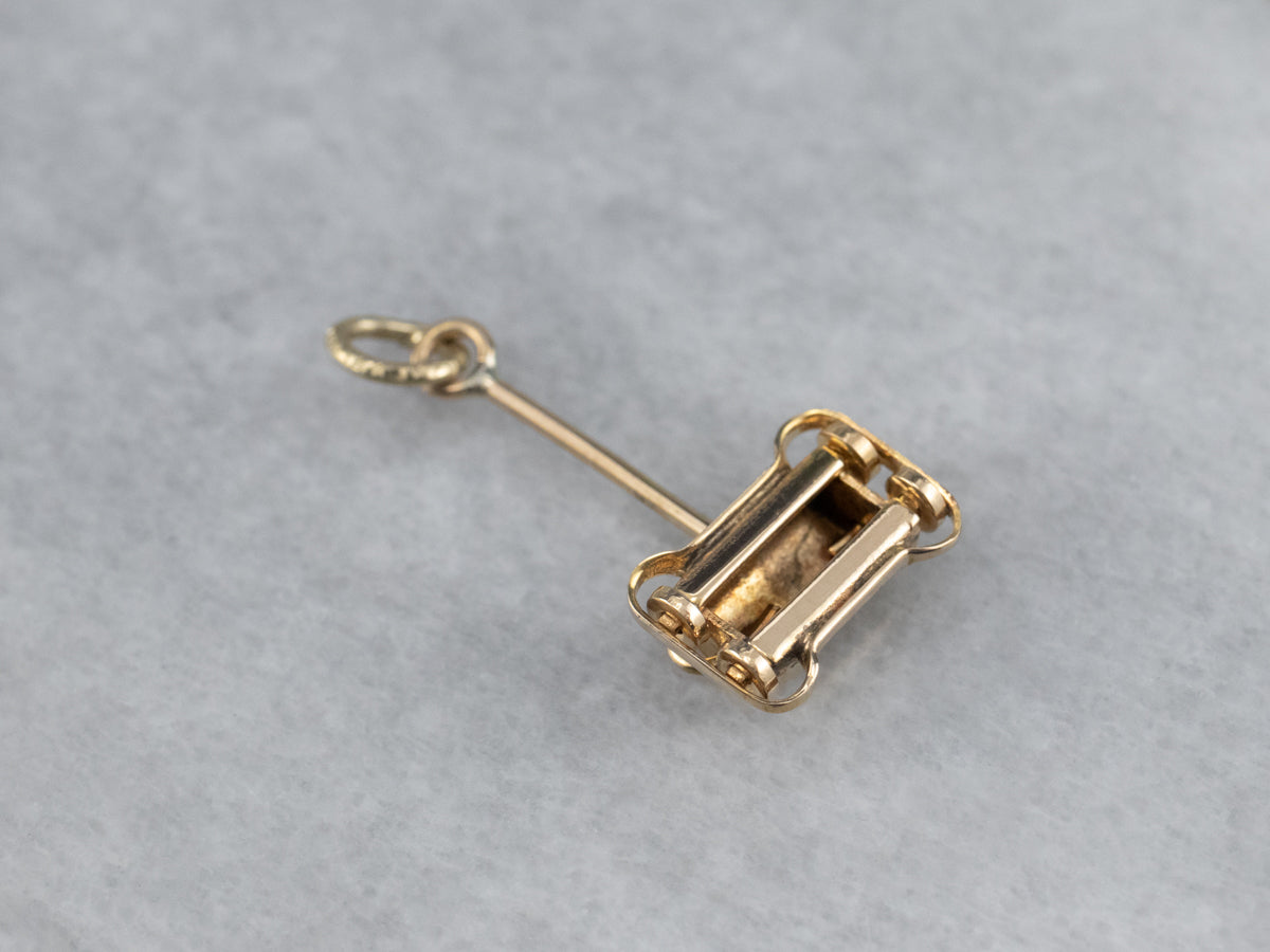 Yellow Gold Manual Vacuum Charm
