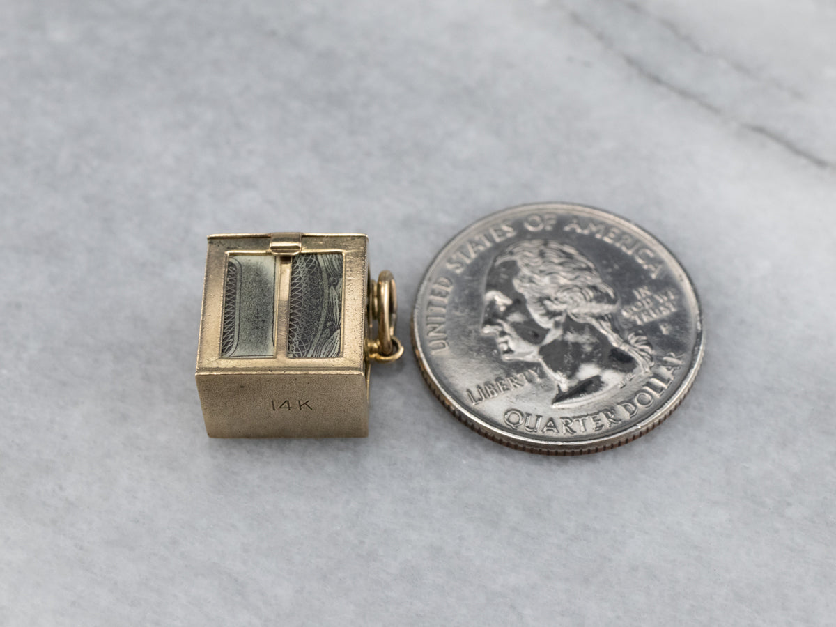 Vintage Mad Money Charm in Yellow Gold