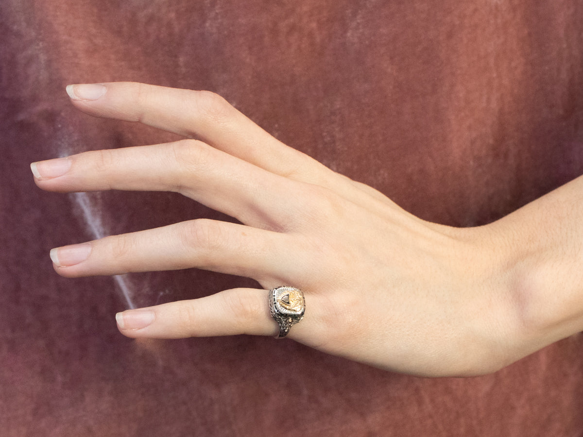 Antique Upper Iowa University School Ring