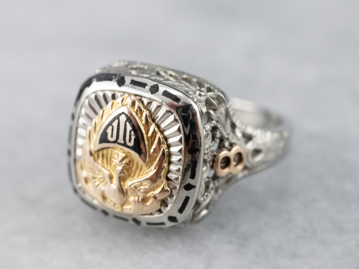 Antique Upper Iowa University School Ring