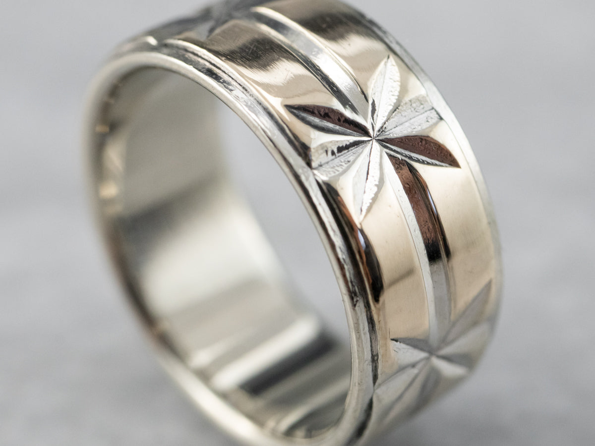 Two Tone Gold Star Patterned Band Ring