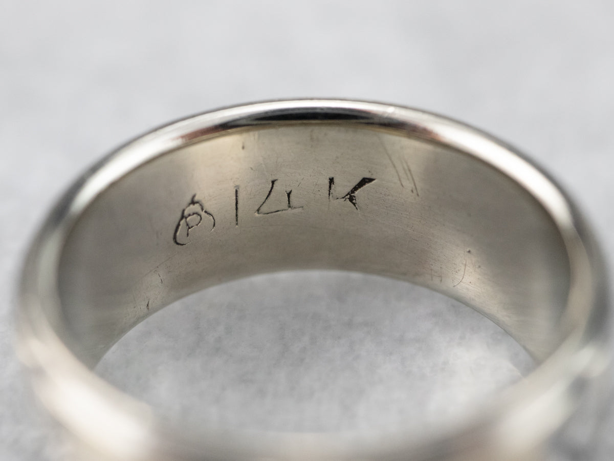 Two Tone Gold Star Patterned Band Ring