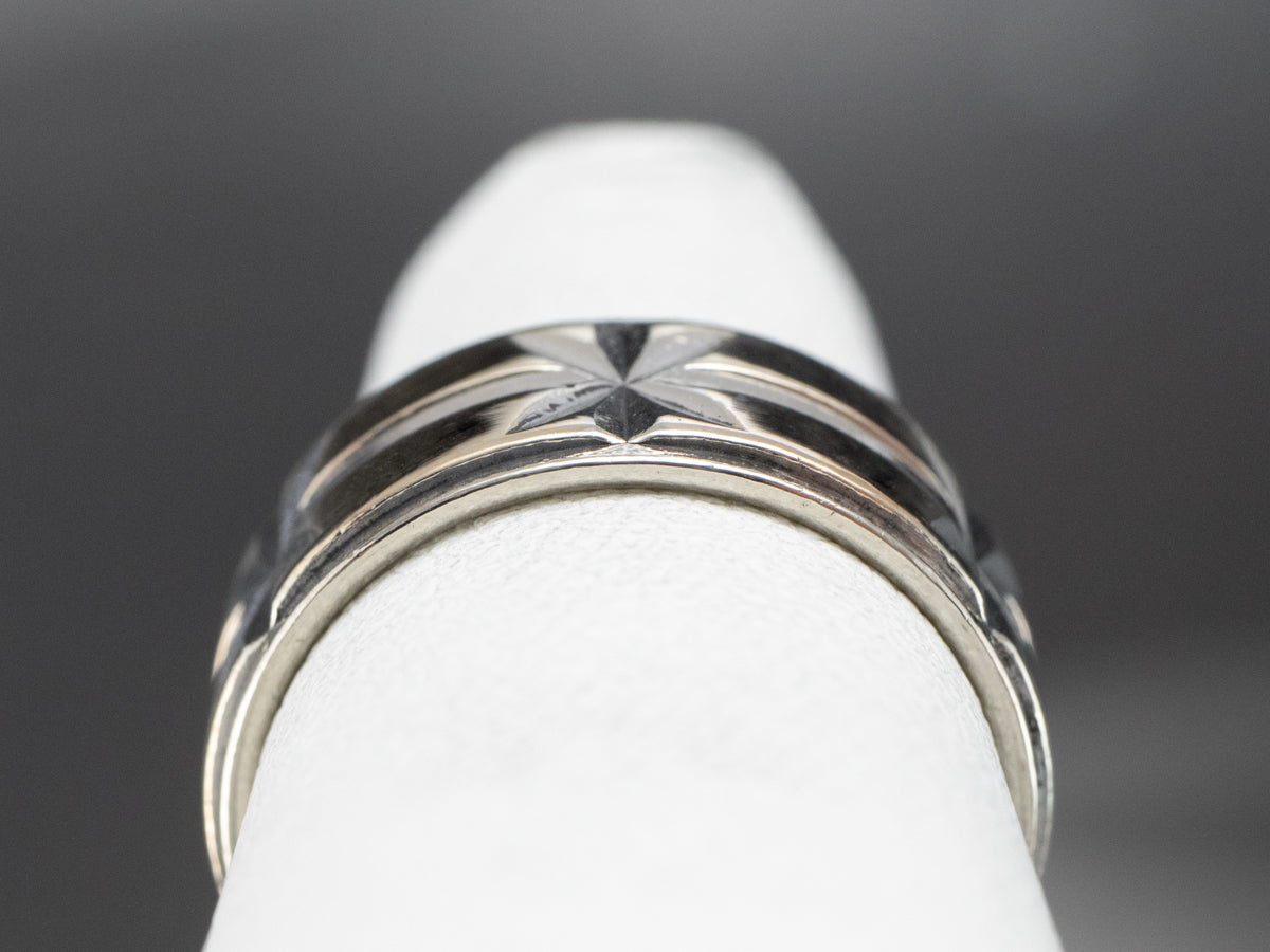 Two Tone Gold Star Patterned Band Ring