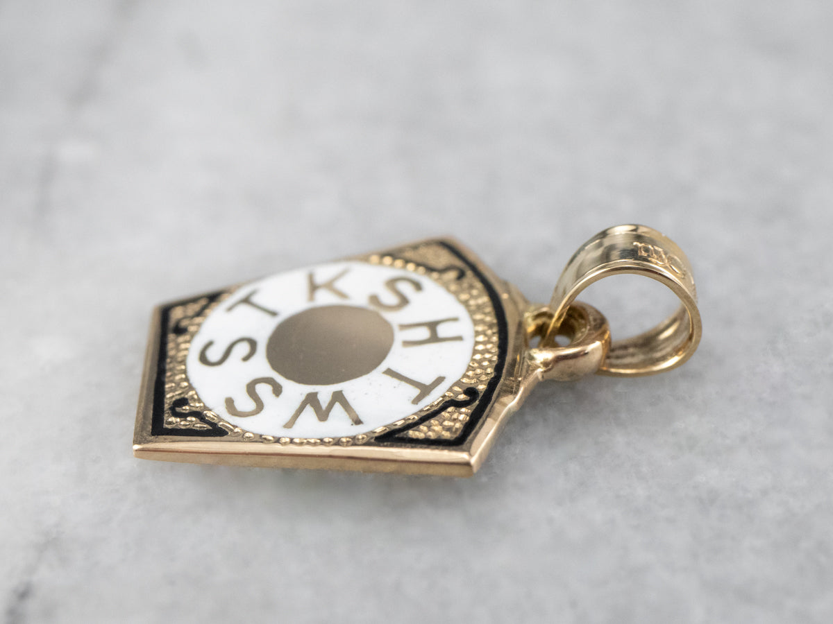 Colgante de oro esmaltado del Arco Real de piedra angular masónica