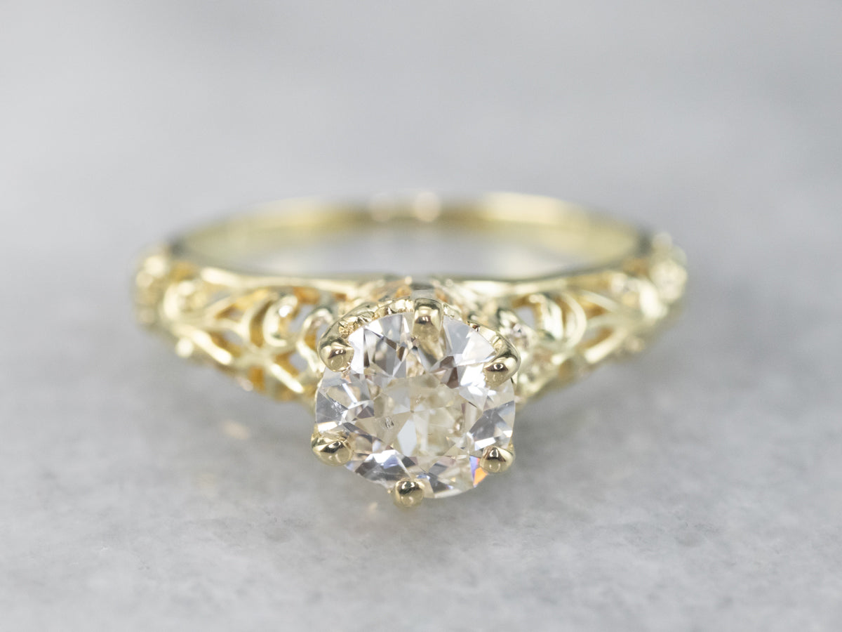 Gorgeous Green Gold Diamond Filigree Ring