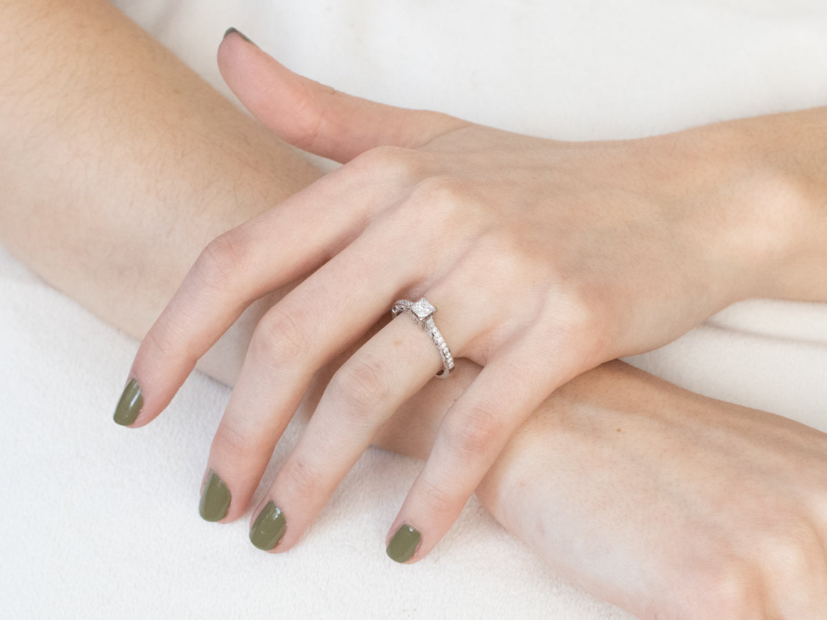 Modern 18K Gold Princess Cut Diamond Engagement Ring