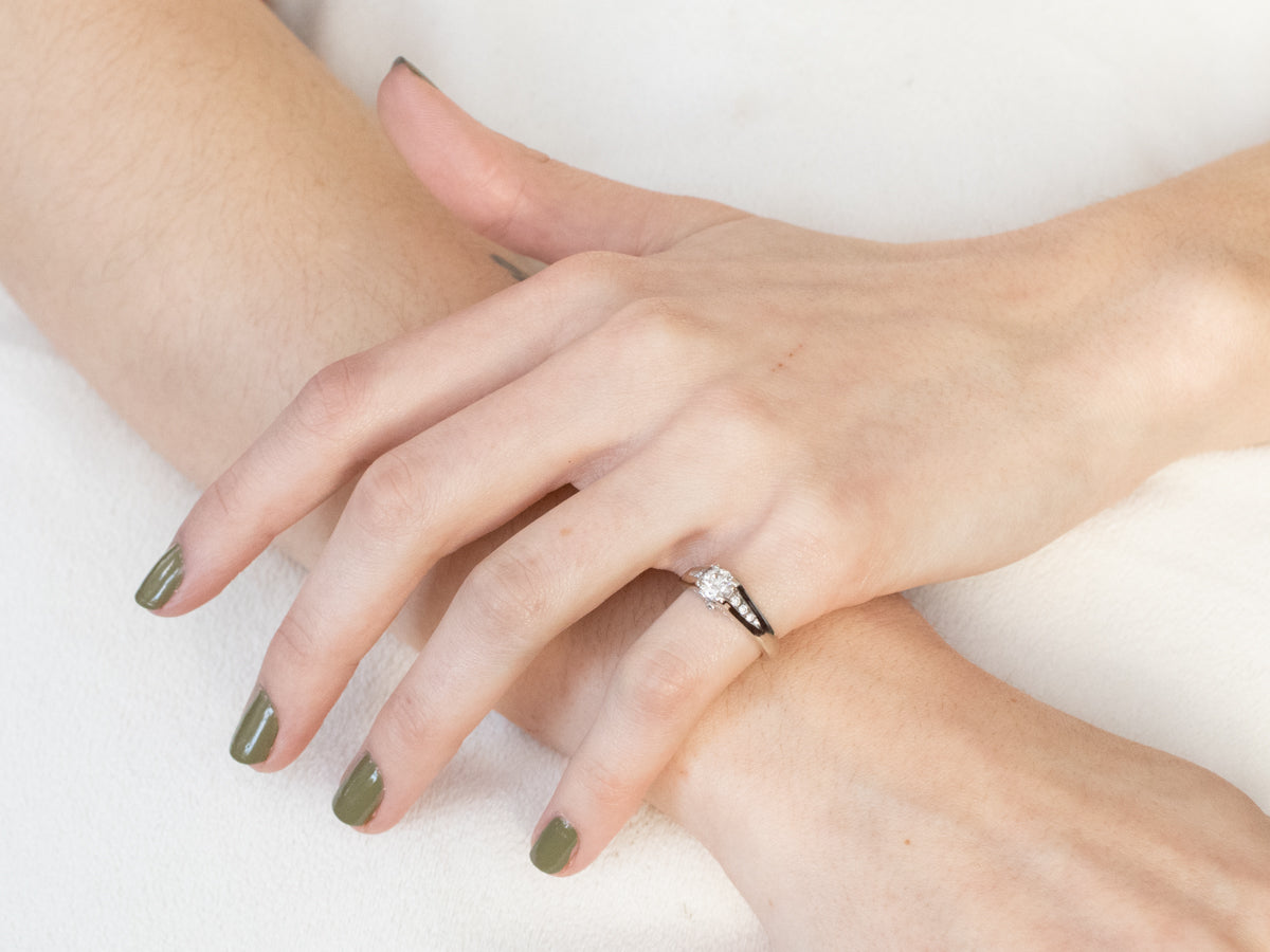 Modern Round Brilliant Diamond Engagement Ring