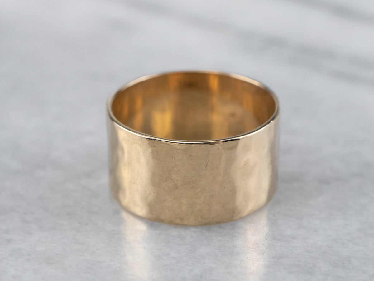 Unisex Hammered Finished Gold Band