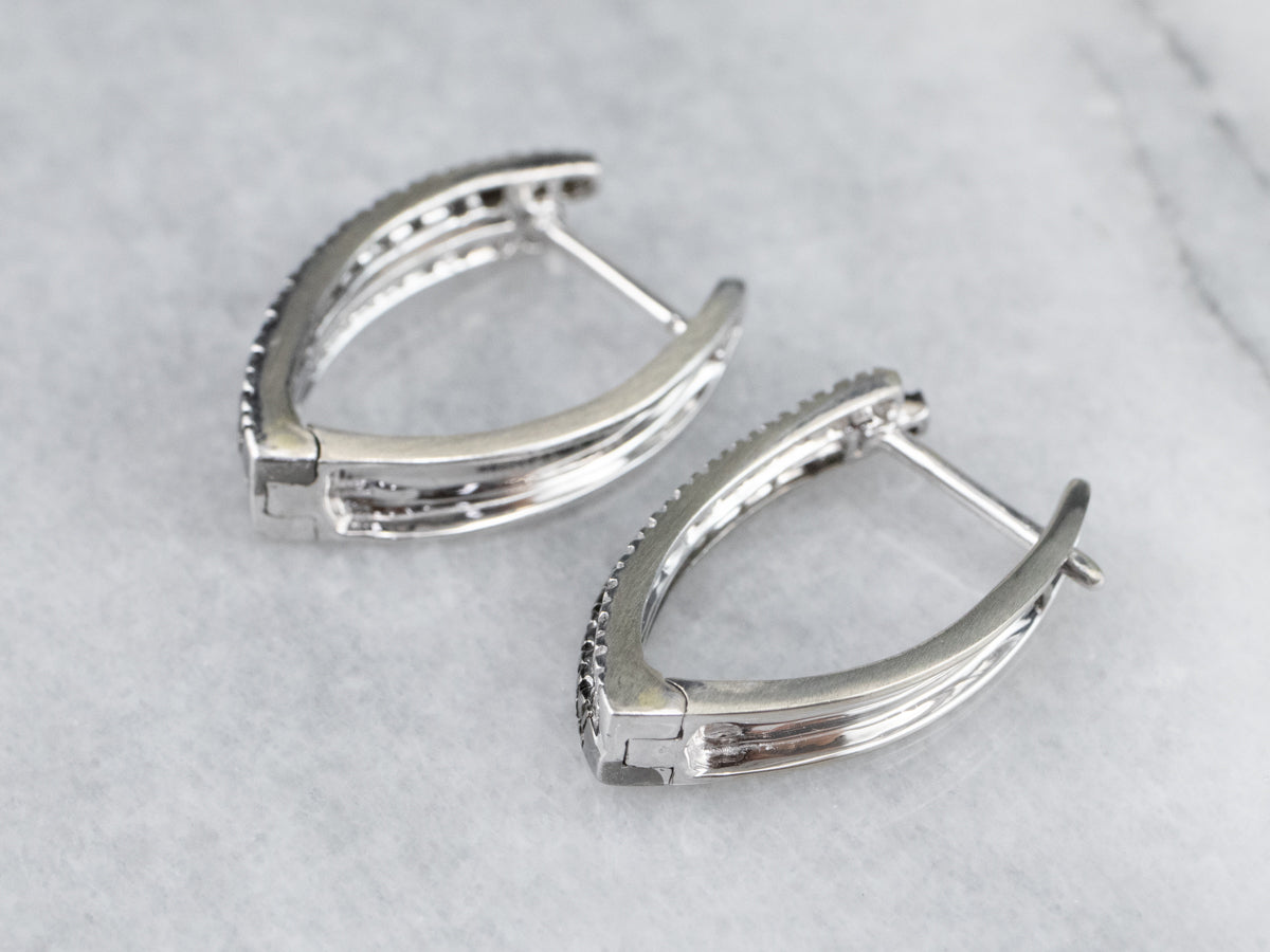 Pendientes de aro de diamantes en blanco y negro