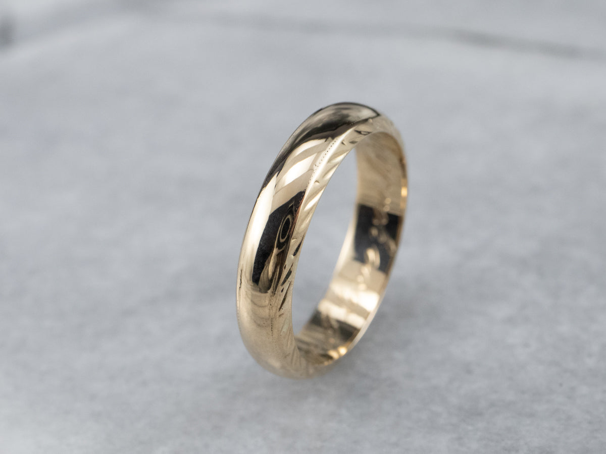 1940s Pattern Edge Gold Band