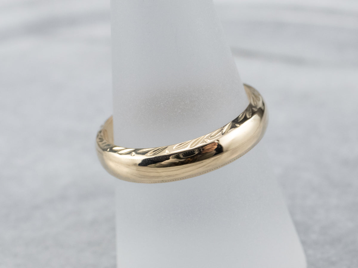 1940s Pattern Edge Gold Band