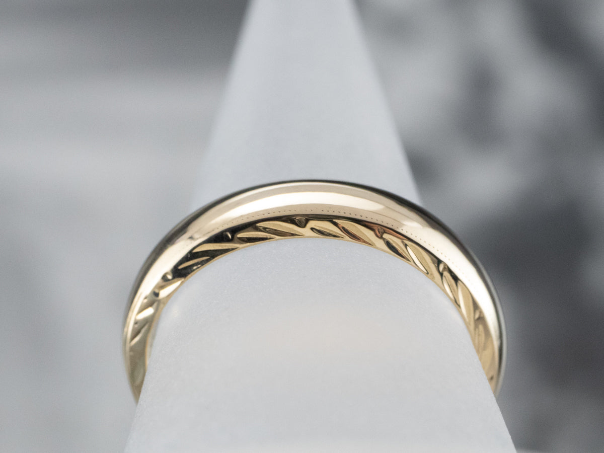 1940s Pattern Edge Gold Band