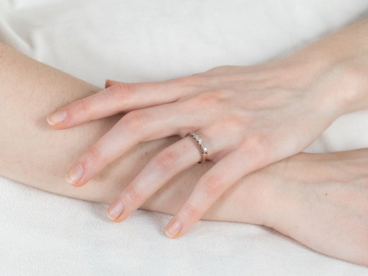 Vintage Bar Set Diamond Band