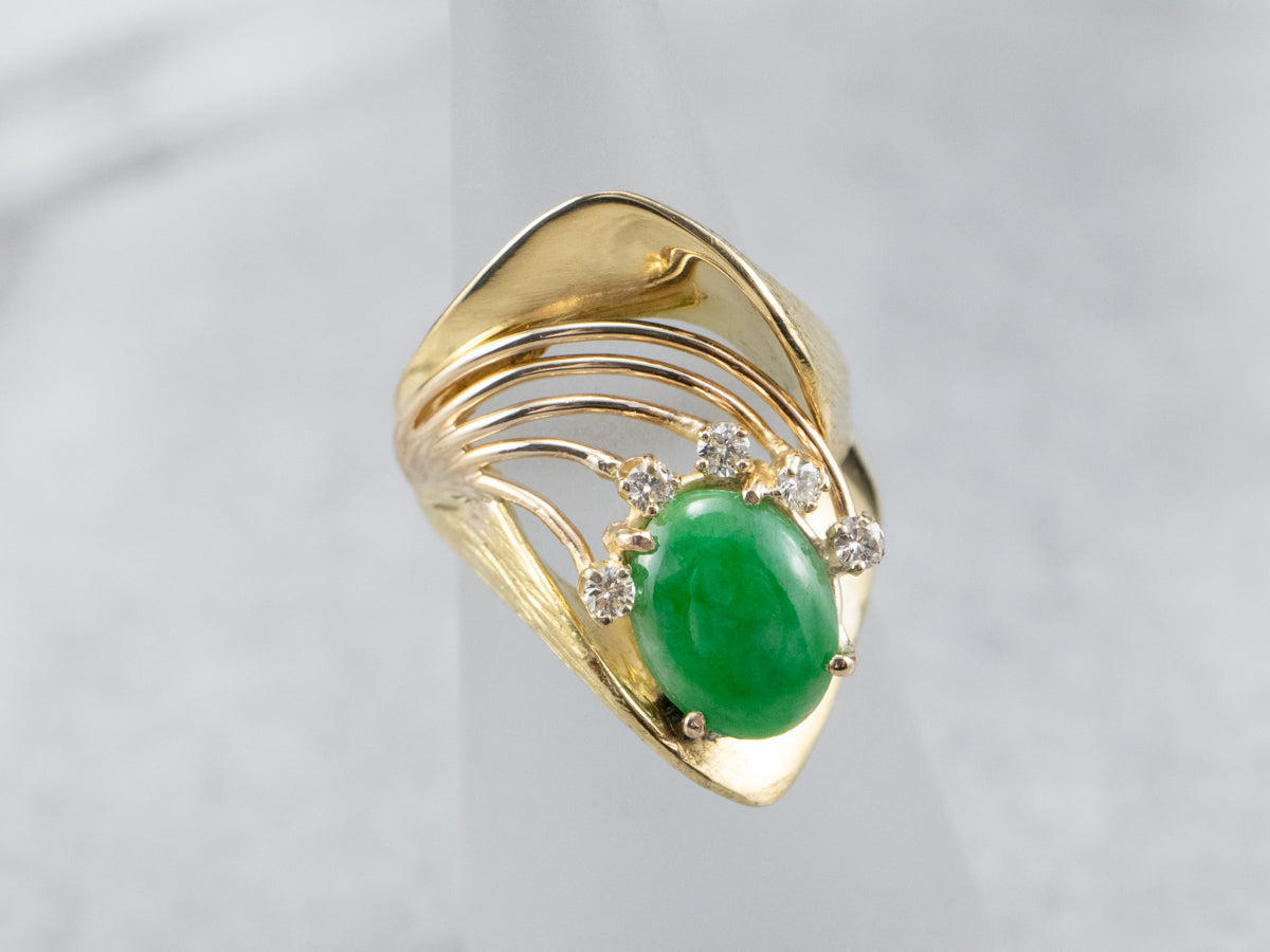 Anillo modernista de oro de 18 quilates con diamantes y jade
