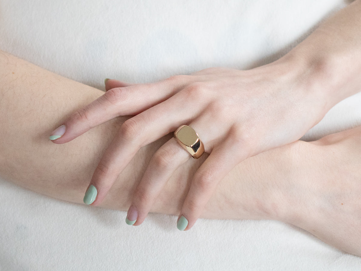 Unisex Gold Signet Ring