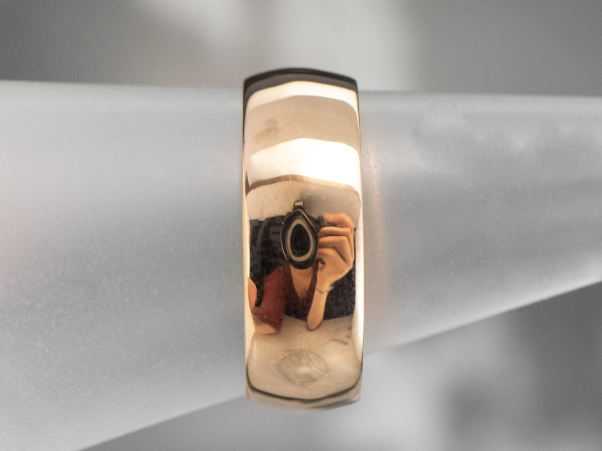 Unisex 18K Gold Plain Wedding Band