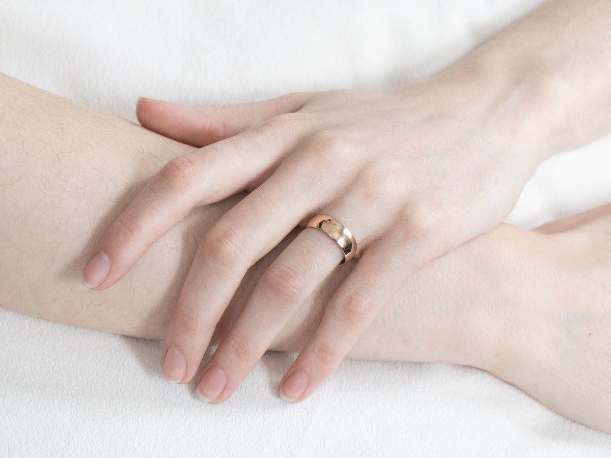 Unisex 18K Gold Plain Wedding Band