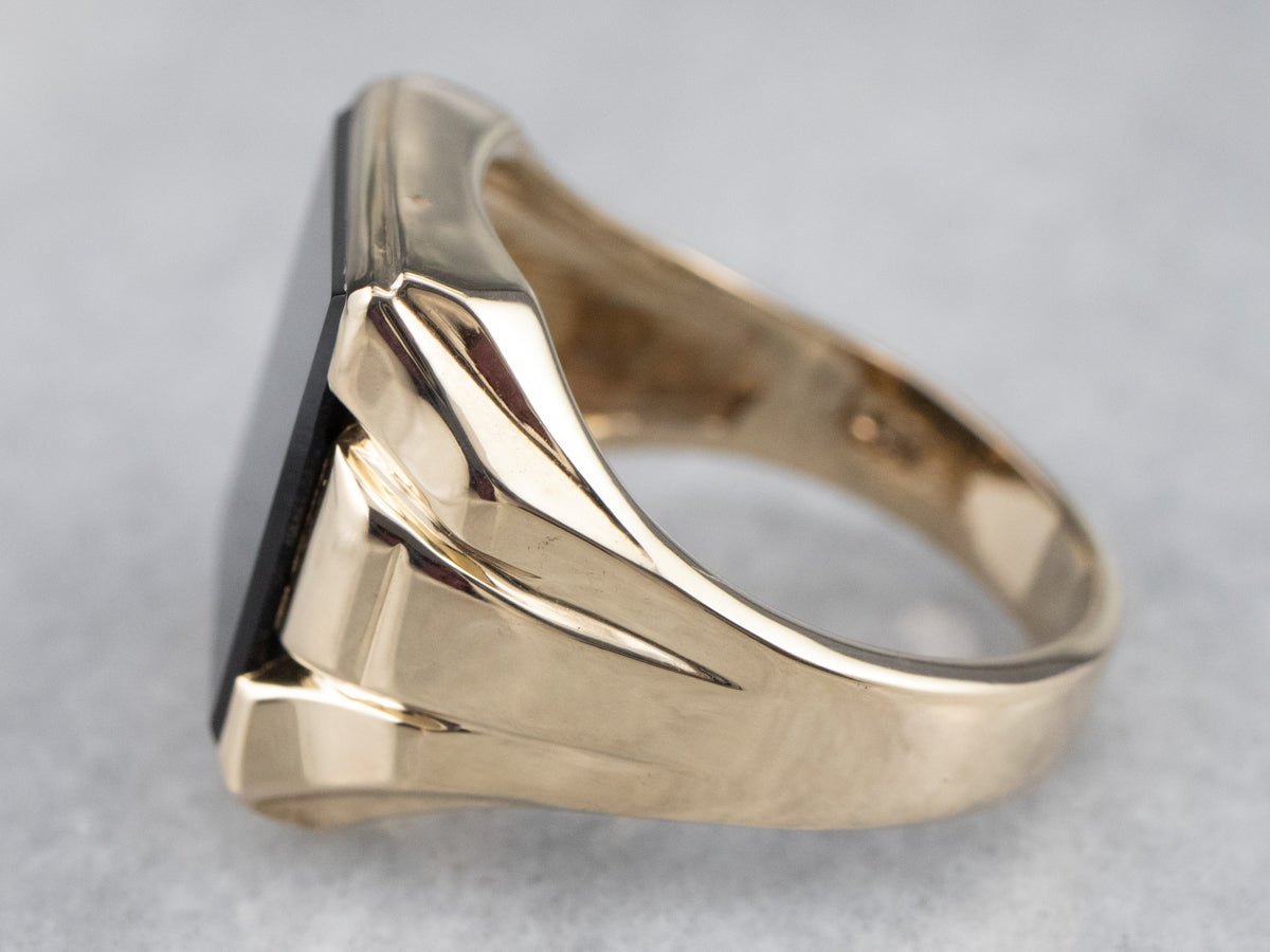 Anillo llamativo de ónix negro clásico para hombre