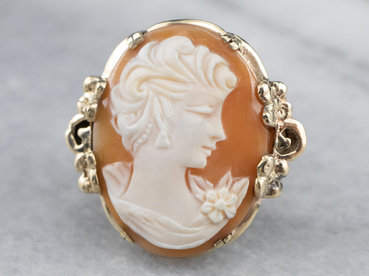 Floral Mid Century Cameo Cocktail Ring