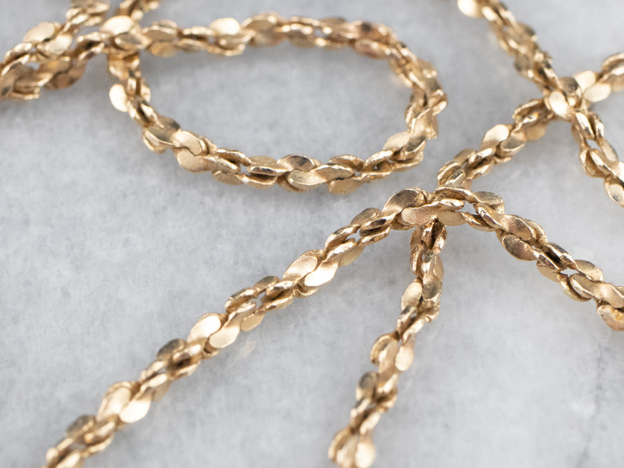 Twisting Gold Tinsel Chain