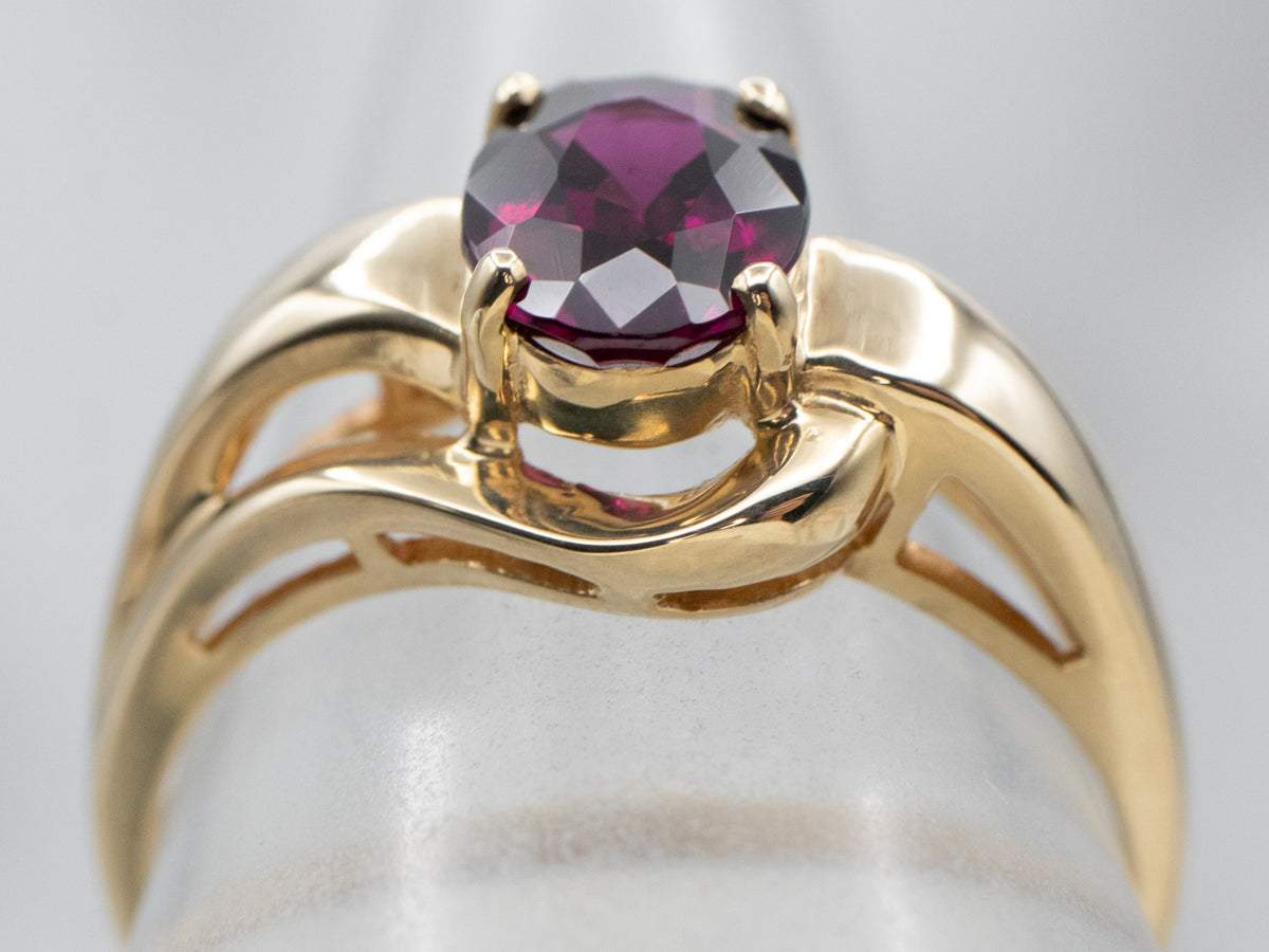 Vintage Rhodolite Garnet Ring in Yellow Gold