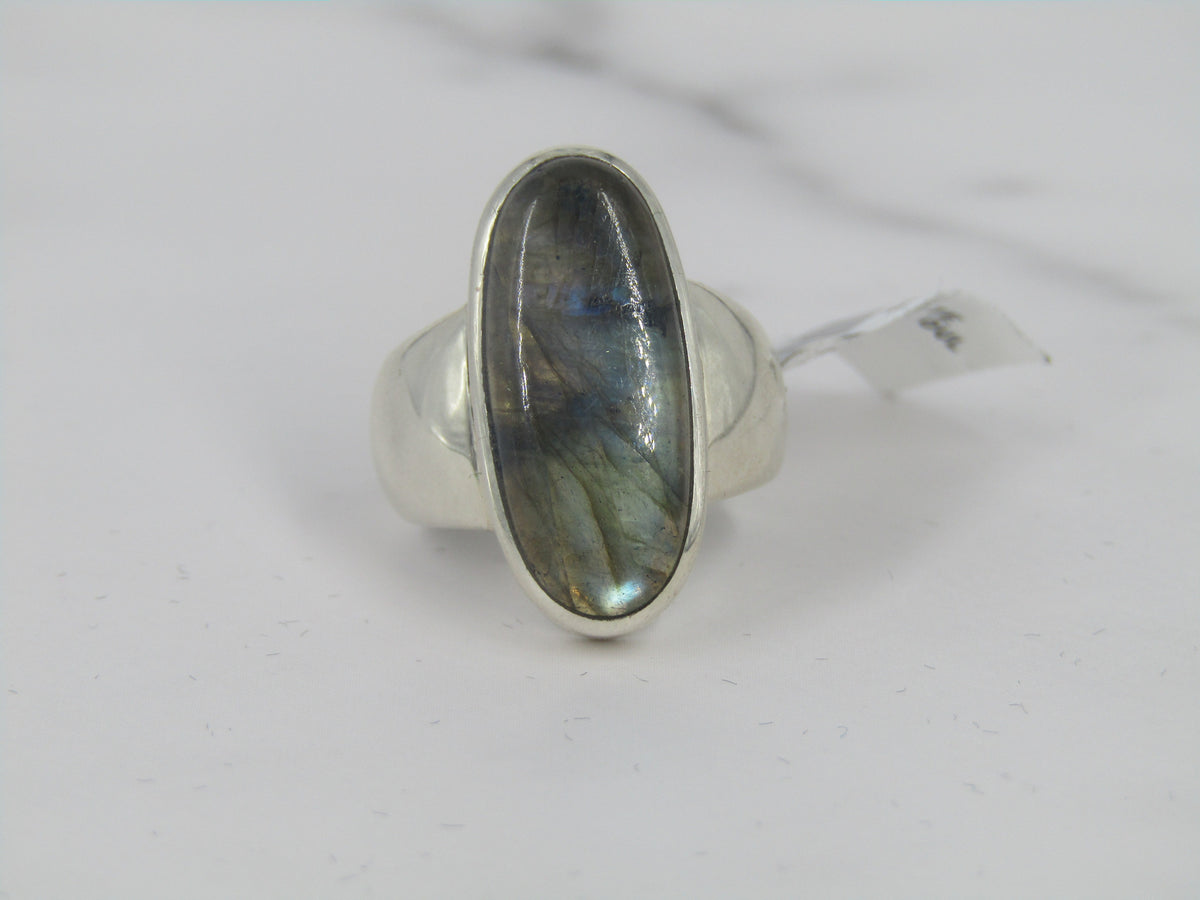 Bezel Set Silver Labradorite Band Ring