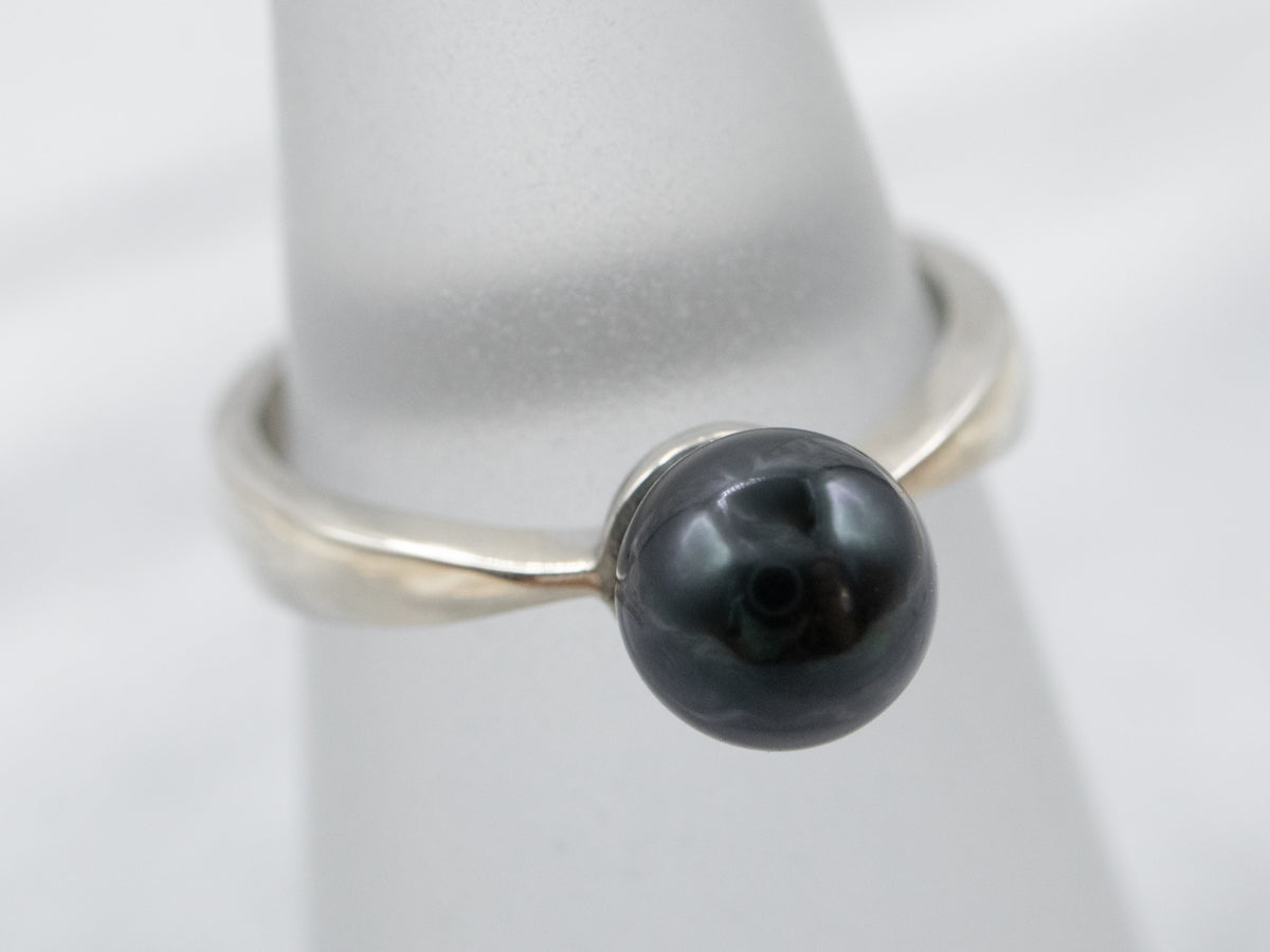 Minimalist Black Pearl Solitaire Ring