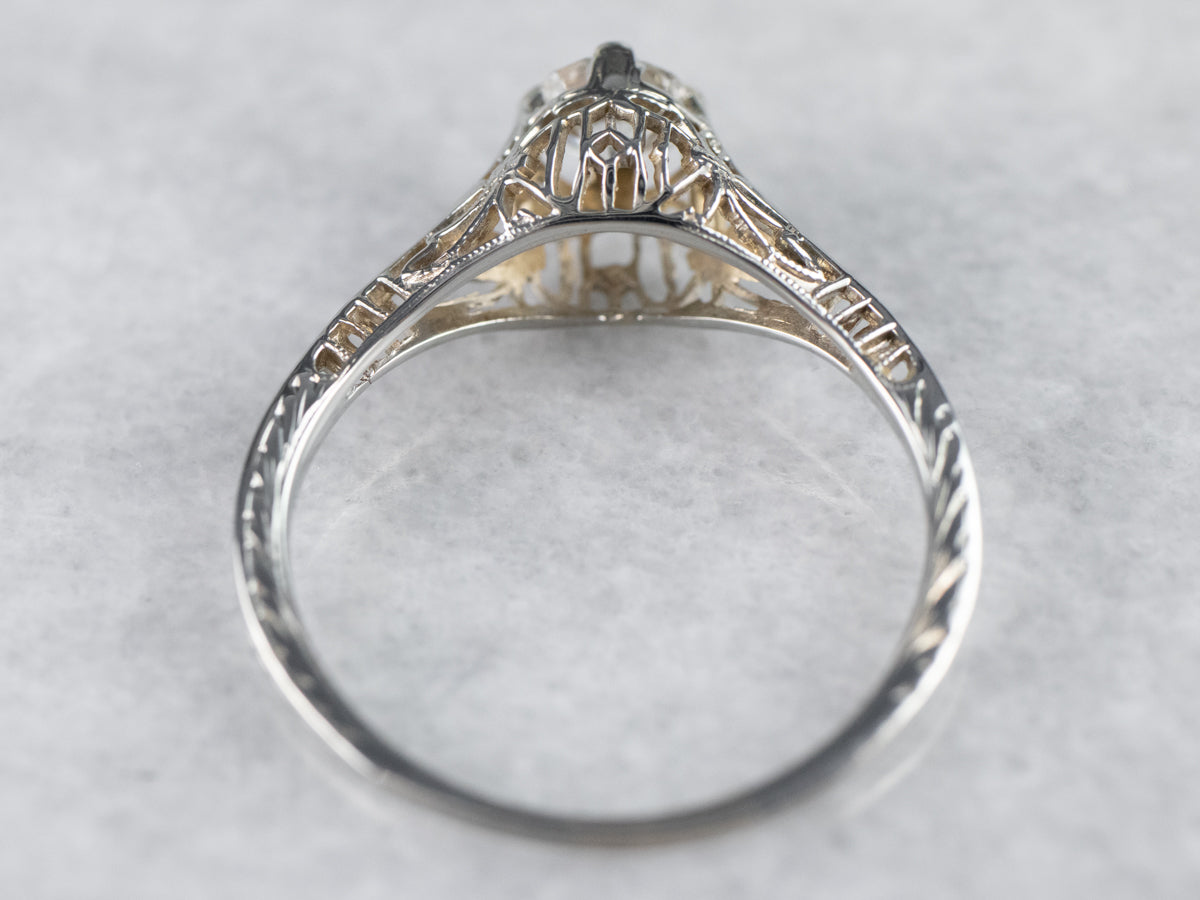 Anillo de compromiso de diamantes Art Déco de 18 quilates