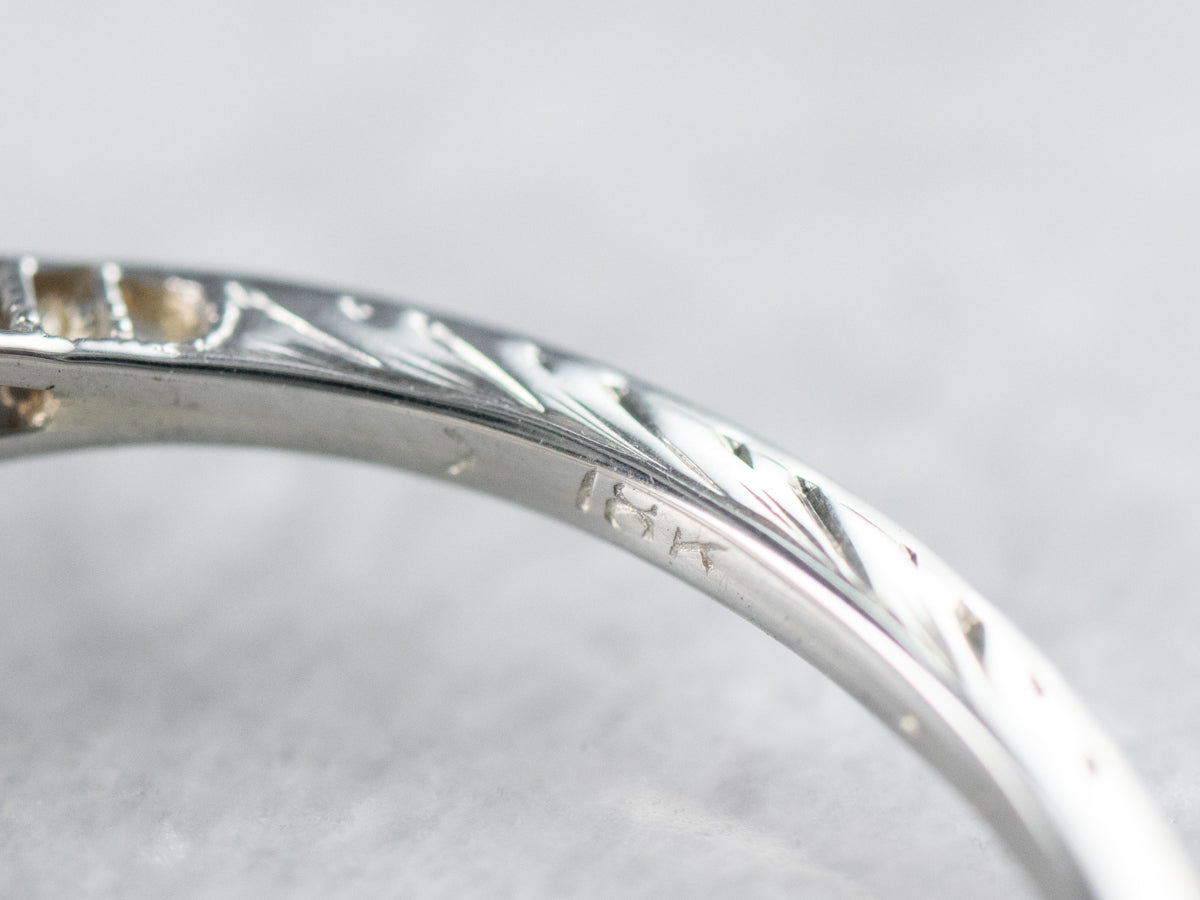 Anillo de compromiso de diamantes Art Déco de 18 quilates