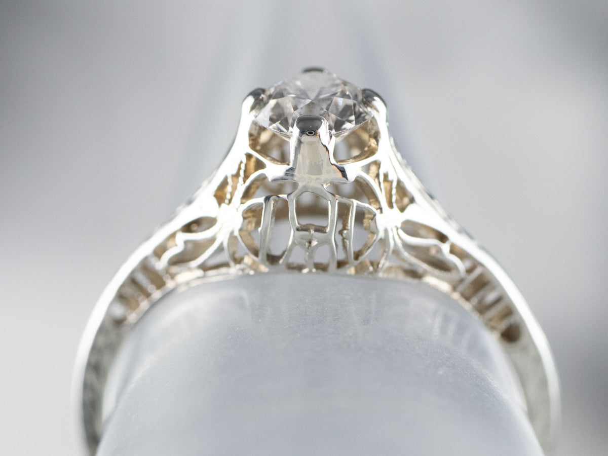 Anillo de compromiso de diamantes Art Déco de 18 quilates