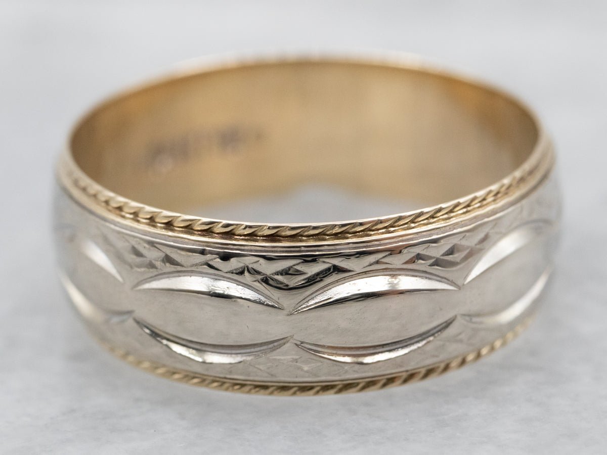Anillo de banda para puros con borde milgrain y diseño ornamentado vintage de dos tonos de 14 quilates
