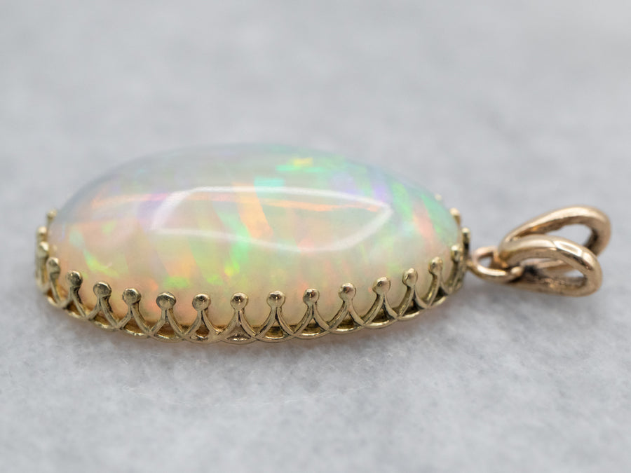 Opal Pendant in Yellow Gold