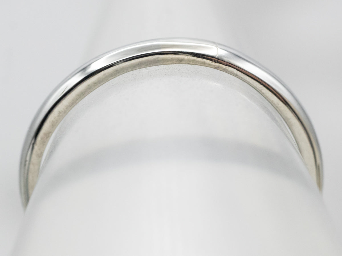 Banda clásica de oro blanco de 18 quilates