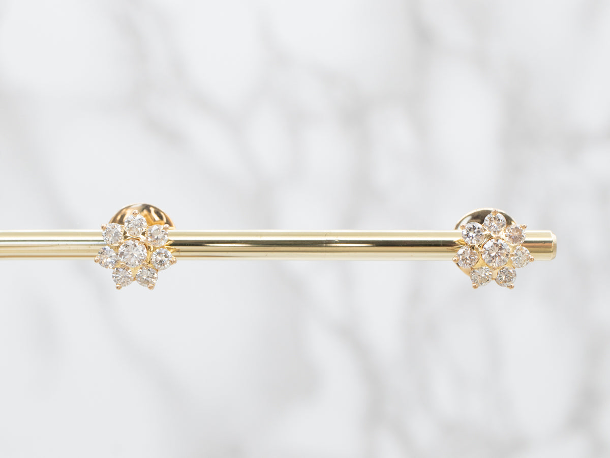 Aretes de diamantes florales