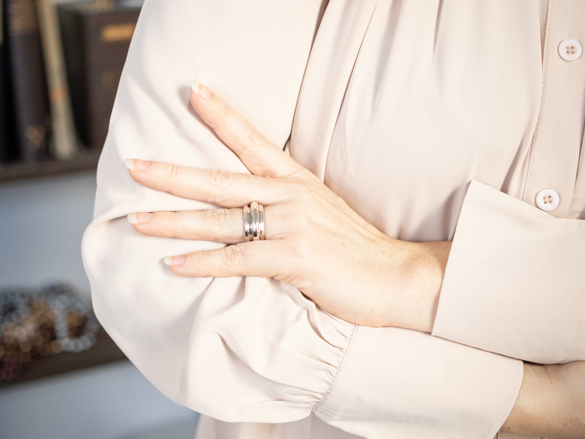 Bold 18-Karat Gold Piaget Spinner Band