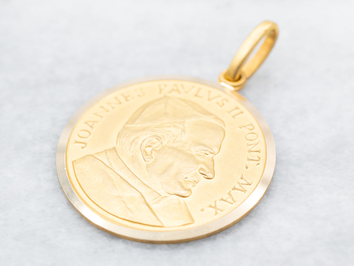 Vintage Joannes Paulus II Medal Pendant