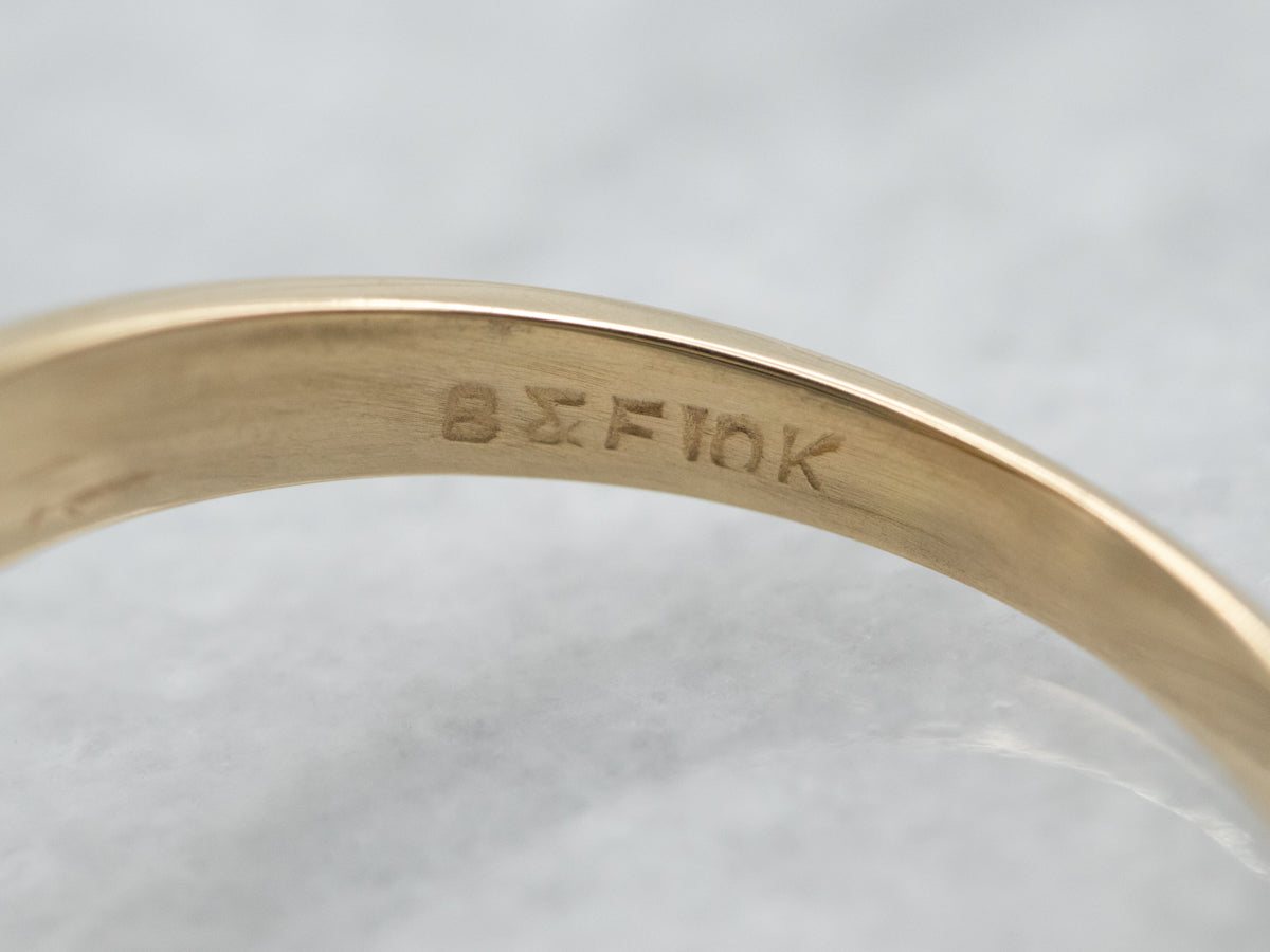 Scalloped Filigree Peridot Solitaire Ring