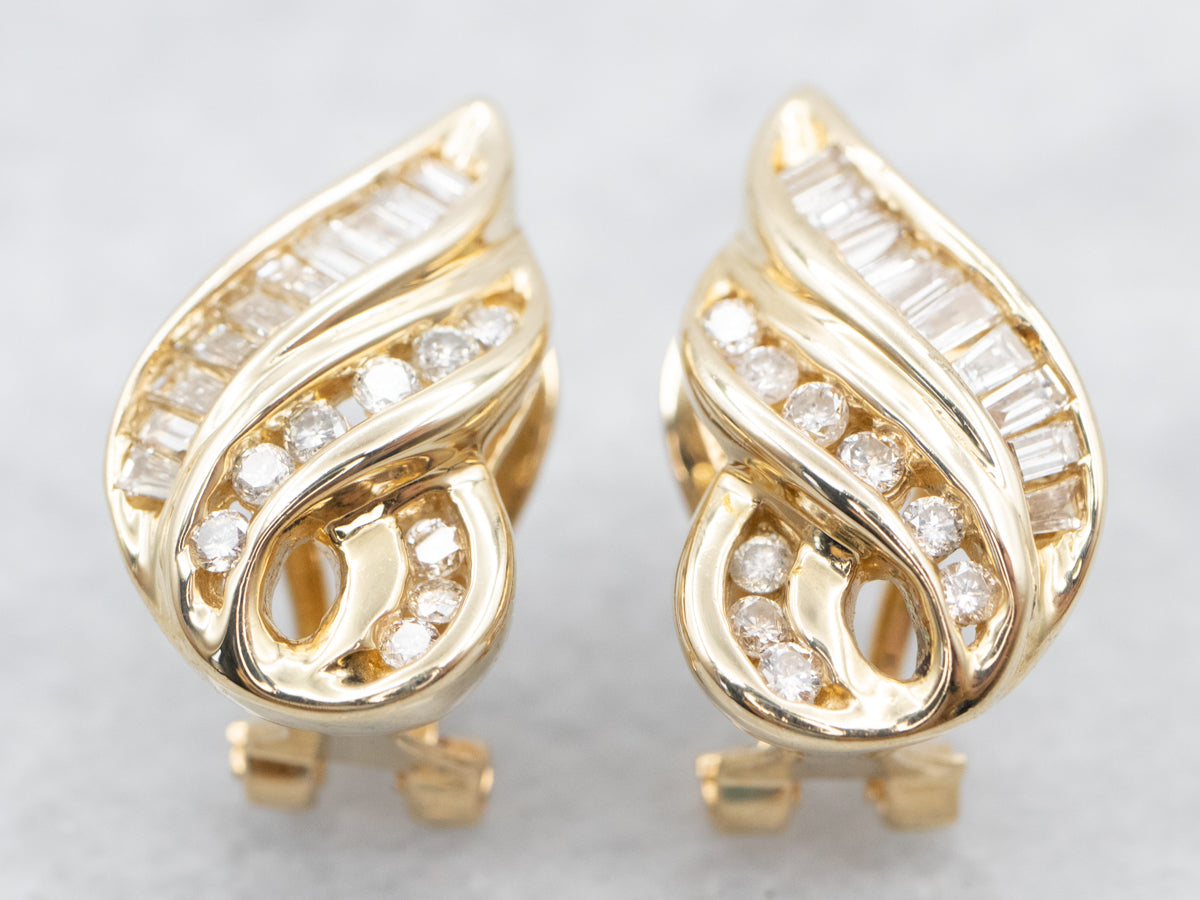 Aretes de diamantes redondos brillantes y talla baguette