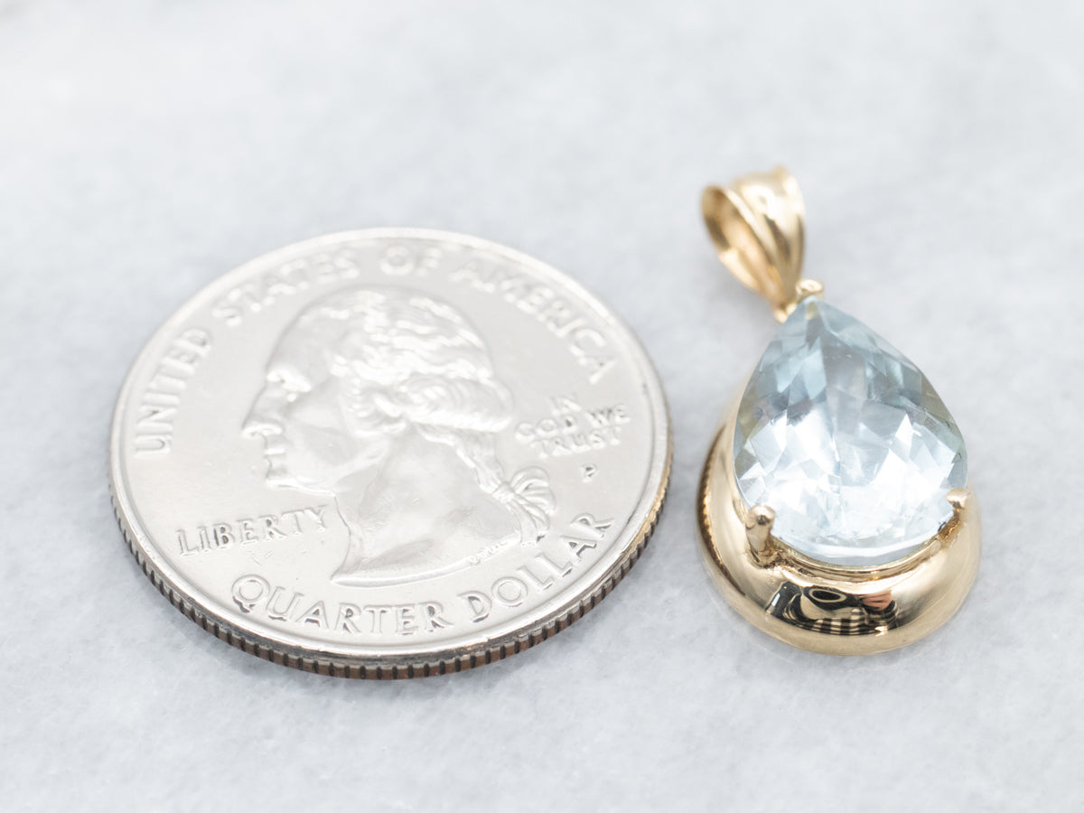 Colgante de topacio azul en forma de lágrima