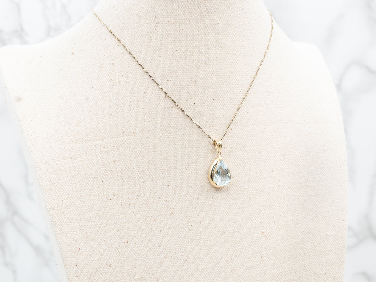 Colgante de topacio azul en forma de lágrima