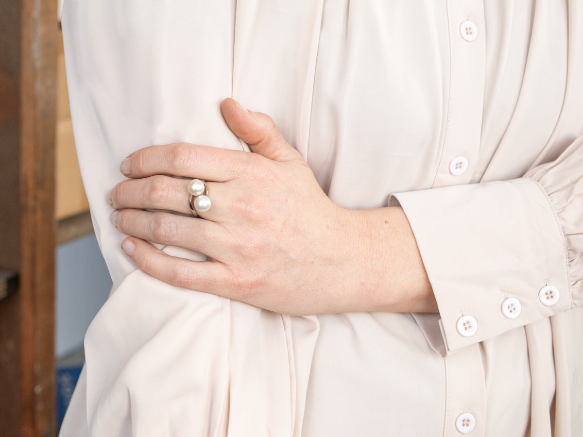Simple and Timeless Pearl Bypass Ring