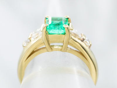 Modern 18K Gold Emerald and Diamond Ring