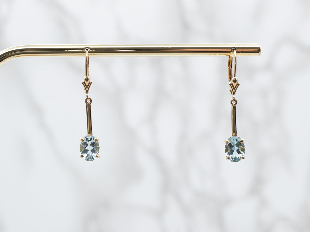 Pendientes colgantes de aguamarina en oro amarillo