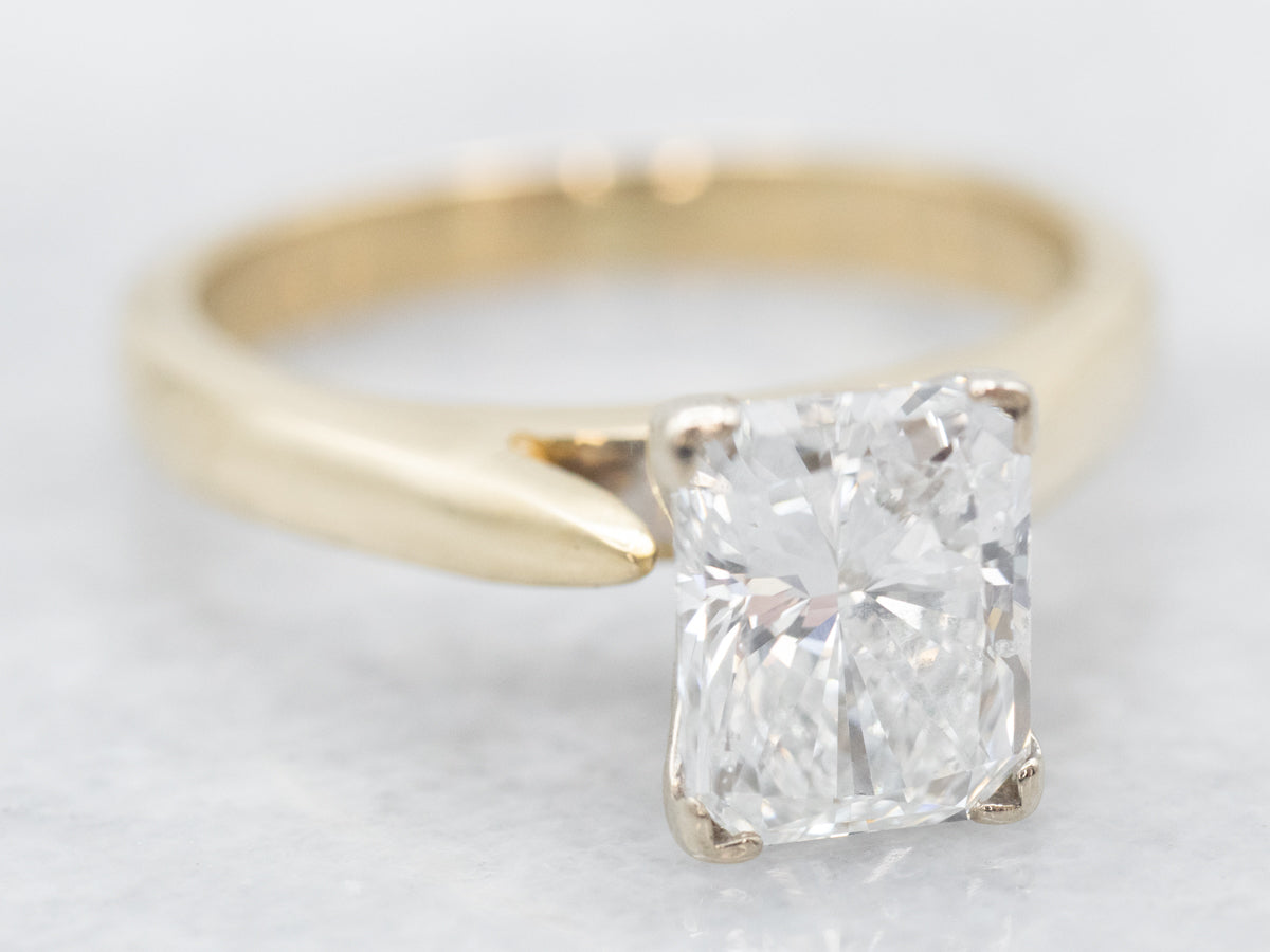 Radiant Cut Diamond Engagement Ring