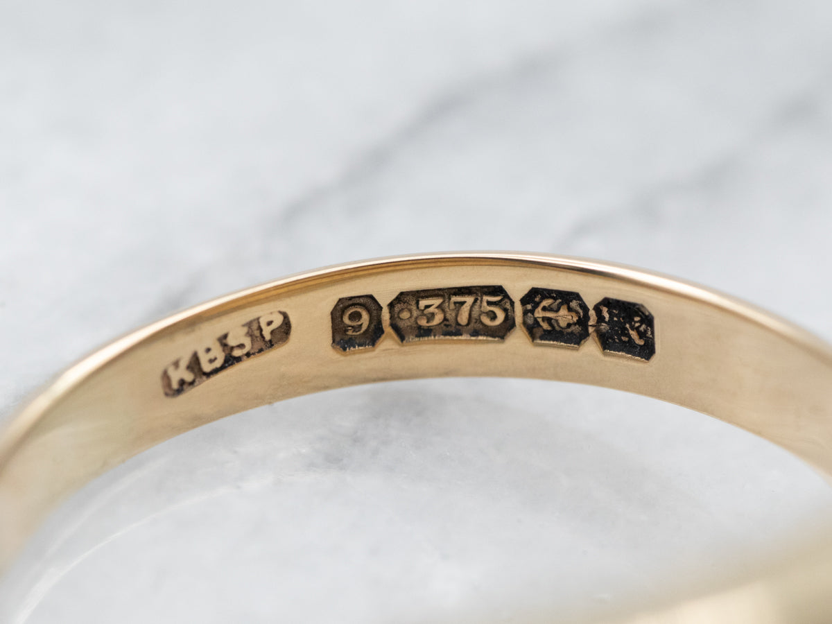 9Ct Gold Rectangle Top Signet Ring