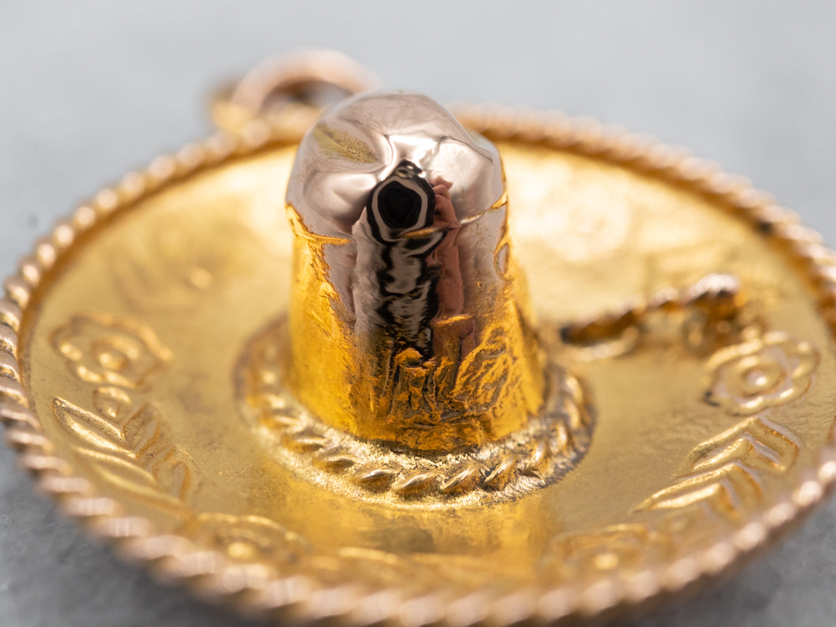 Charm Sombrero Mexicano Dorado Grabado 