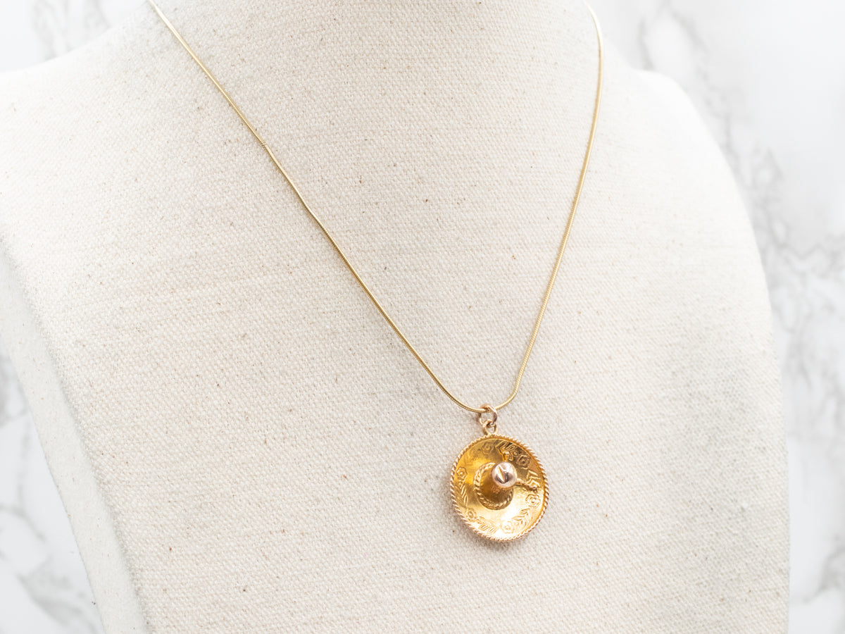 Charm Sombrero Mexicano Dorado Grabado 