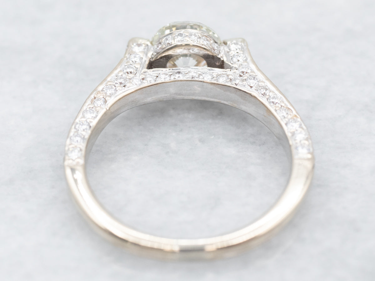 Stunning 18K White Gold Diamond Engagement Ring