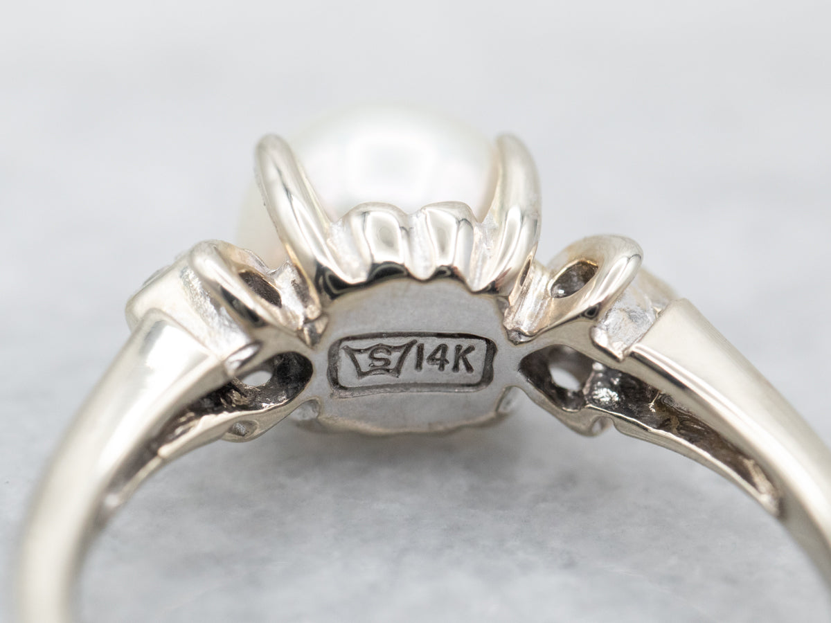 Simple and Classic White Gold Diamond and Pearl Ring